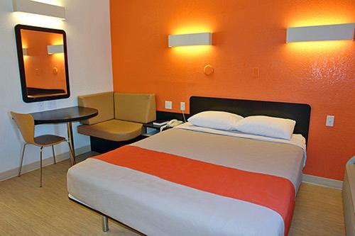 Motel 6-Marble Falls, Tx Buitenkant foto